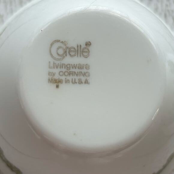 Vintage Set of 2 Cups Corelle Green Crazy Daisy Hook Handles - Picture 8 of 9